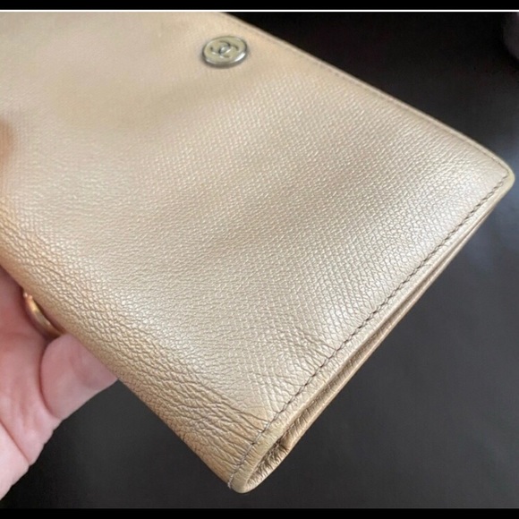 CHANEL CREAM LONG CC CAVIAR FLAP WALLET - Picture 9 of 14